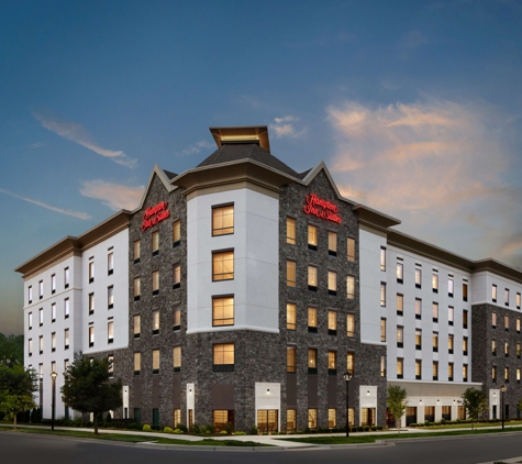 Hampton Inn & Suites Charlotte Steele Creek - Charlotte, NC