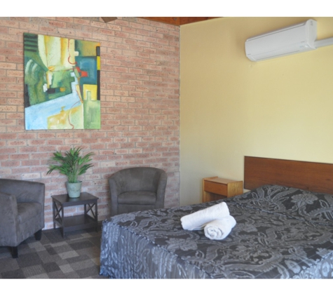 Lightning Ridge Outback Resort & Caravan Park - Lightning Ridge, NSW