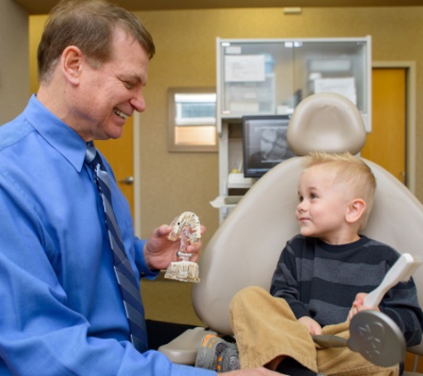 Richard Carter, DDS - Maple Grove, MN