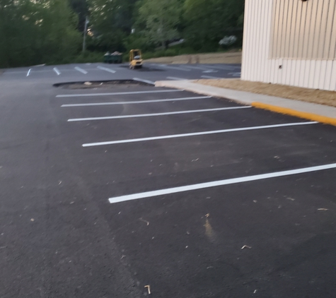 Paint N Parking Lots LLC - Renfrew, PA