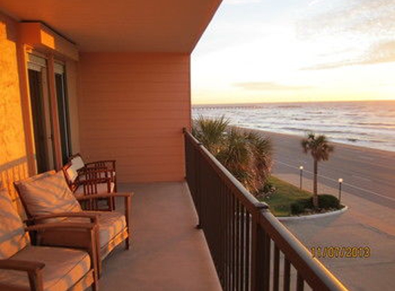 Galveston Beach Condos - Galveston, TX