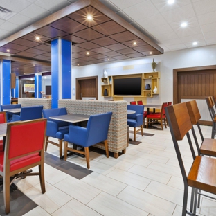 Holiday Inn Express & Suites Painesville - Concord, an IHG Hotel - Painesville, OH