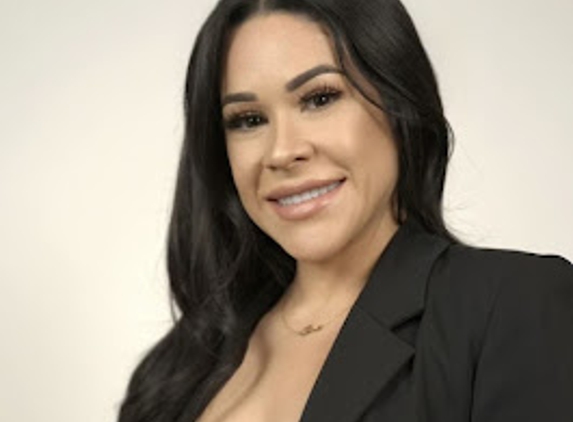 Briana Sanderson, REALTOR - Las Vegas, NV