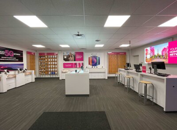 T-Mobile - Fayetteville, WV