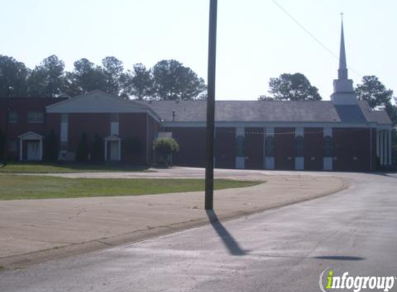 Eastwood Baptist Church - Marietta, GA