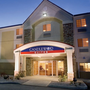 Candlewood Suites Grand Prairie - Peoria, IL