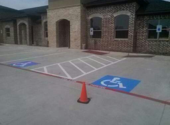 visible parking striping - Fort Worth, TX