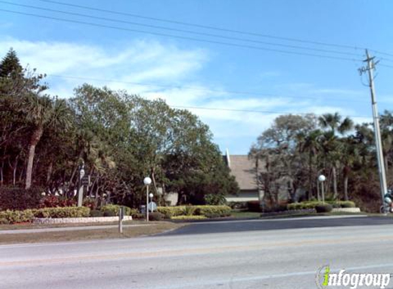 Pelican Harbour & Beach Club - Longboat Key, FL