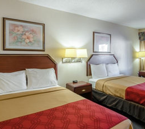 Econo Lodge - Williamsburg, VA