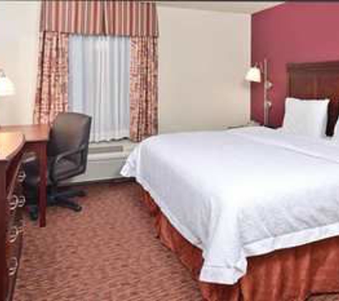 Hampton Inn & Suites Muncie - Muncie, IN