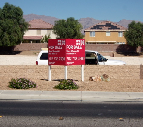 Signworld - Las Vegas, NV. 4' x 4' V-Shape Sign