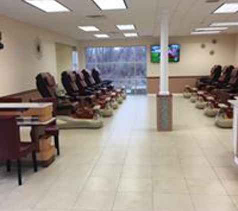 VIP Nails & Spa - South Windsor, CT