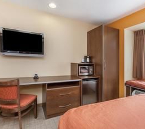 Microtel Inn & Suites - Verona, NY