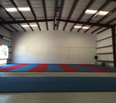 American Classic Cheer and Dance Training Center - Port Richey, FL