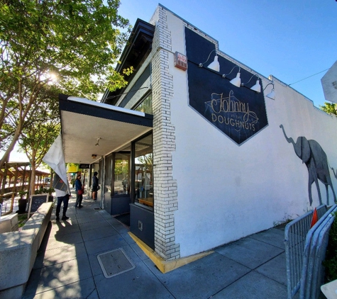 Johnny Doughnuts - San Rafael, CA