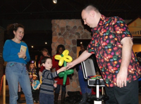 Todd Anderson - Ventriloquist, Magician & Balloon Twister - Bellbrook, OH