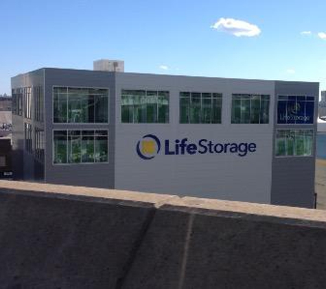 Life Storage - Long Island City, NY