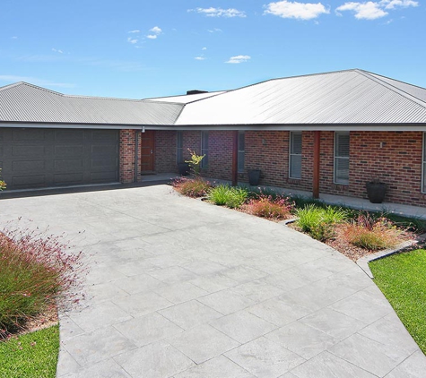 Garage Doors And More - Warners Bay, NSW. We Make Sure That Customer Service Is At The Top Of Our Priority