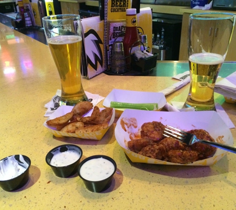 Buffalo Wild Wings - Appleton, WI