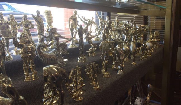 B & D Trophies & Awards - Albuquerque, NM