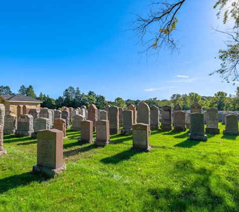 Pride of Lynn Cemetery/Chevra Mishna Cemetery - Lynn, MA