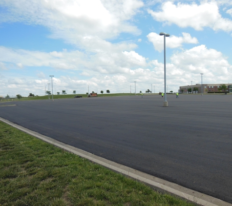 Advanced Asphalt Paving & Concrete