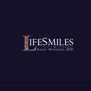 LifeSmiles - Dentists