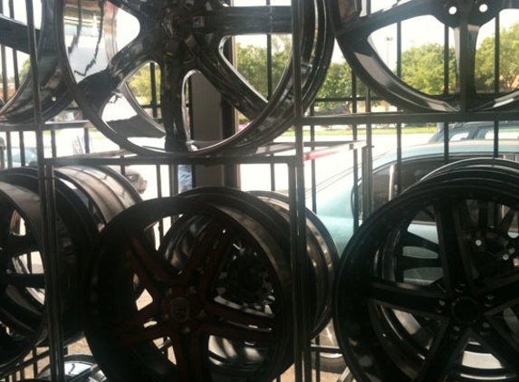 Dale's Wheels & Tires - Fort Lauderdale, FL