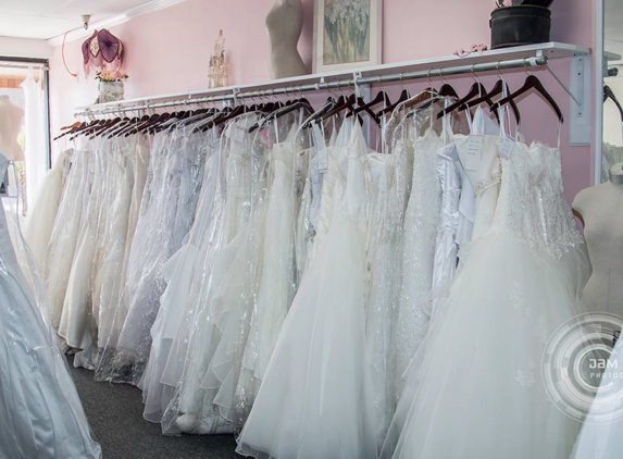 Barb's Bridal Boutique - Mesa, AZ