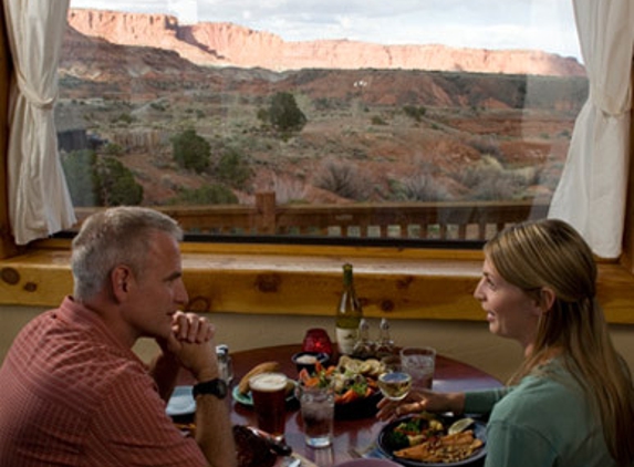 The Rim Rock Patio - Torrey, UT