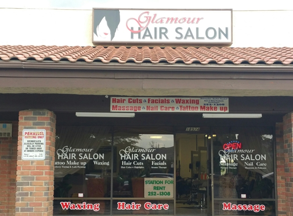 Glamour Hair Salon and Spa - Canyon Country, CA. Front of the building