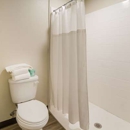 Quality Inn & Suites Dallas-Cityplace - Motels