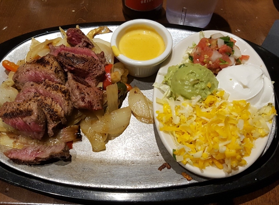 Uncle Julio's Vernon Hills - Vernon Hills, IL