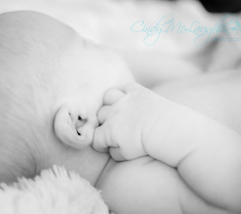 Papillon Portrait Studio - Kyle, TX. Baby Owen