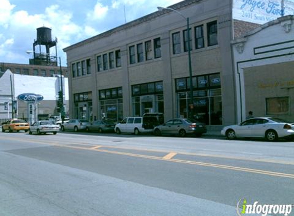 Quick Lane at Murgado Ford Lincoln - Chicago, IL