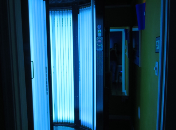 City Tropics Tanning Salon - Nutley, NJ