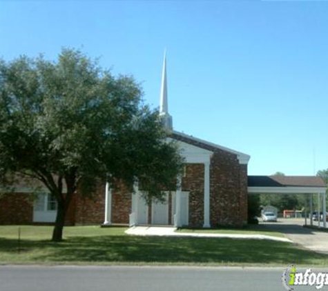 Walnut Street Church Of Christ - Seguin, TX