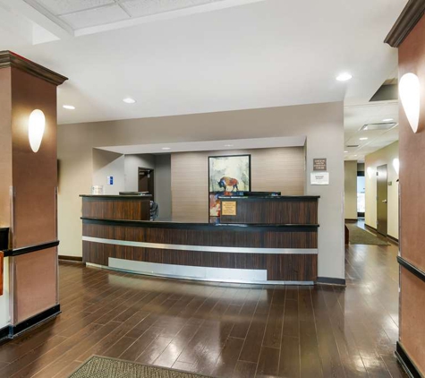 Best Western Plus Olathe Hotel - Olathe, KS