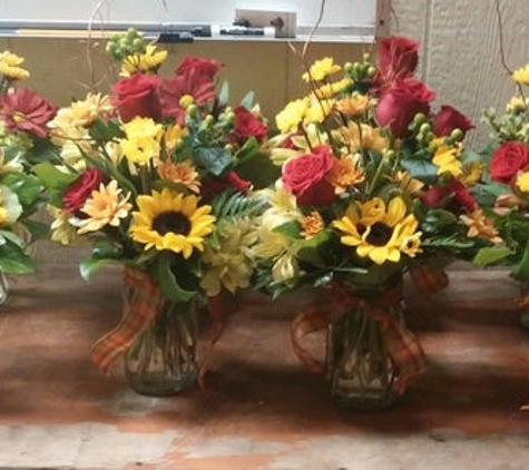 Fortin Gage Flowers & Gifts - Nashua, NH