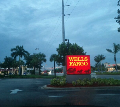 Wells Fargo Bank - Cape Coral, FL