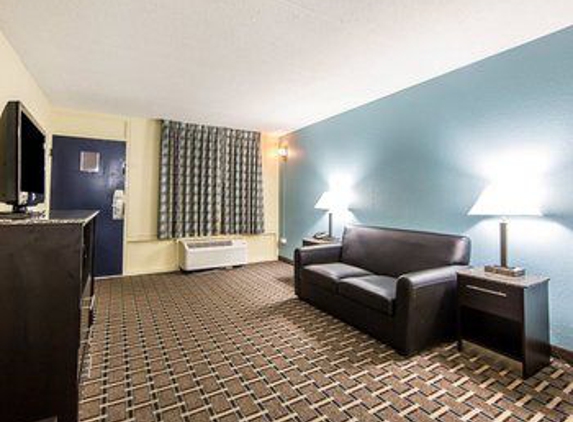 Quality Inn - Knoxville, TN