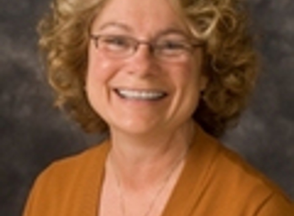 Mary M Chinn MD, FAAFP - Mendota, IL