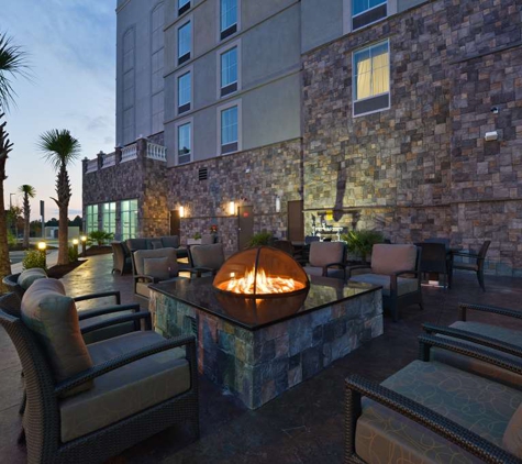 Hampton Inn & Suites Columbia/Southeast-Ft. Jackson - Columbia, SC