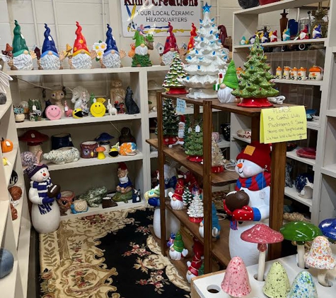 Teeks Antiques and Collectibles - Newton, KS