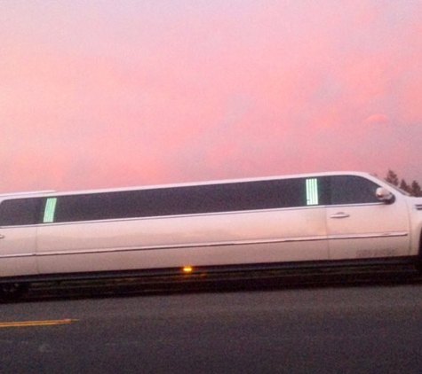 Super Stretch Limousine - Portland, OR