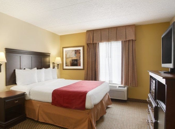 Country Inns & Suites - Jacksonville, FL