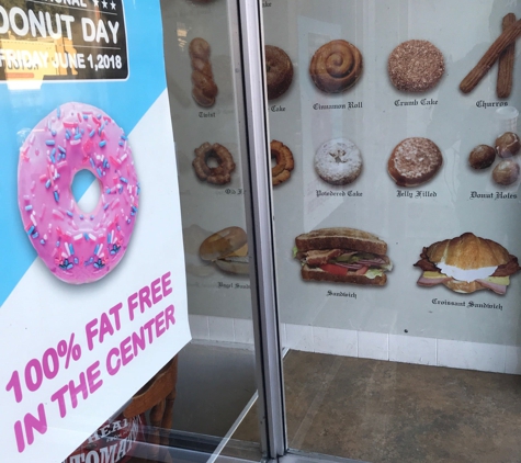 Colonial Donuts - Oakland, CA