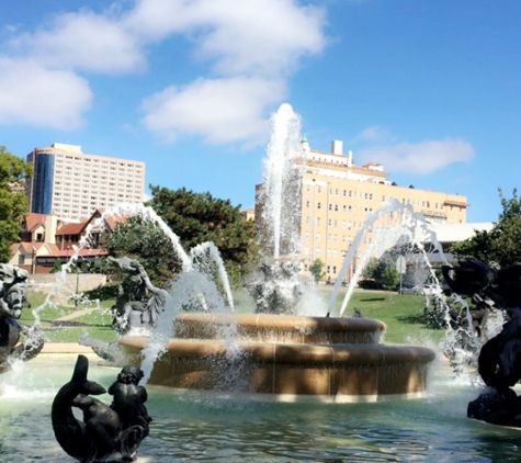 Country Club Plaza - Kansas City, MO