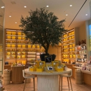 L'Occitane en Provence - Beauty Supplies & Equipment