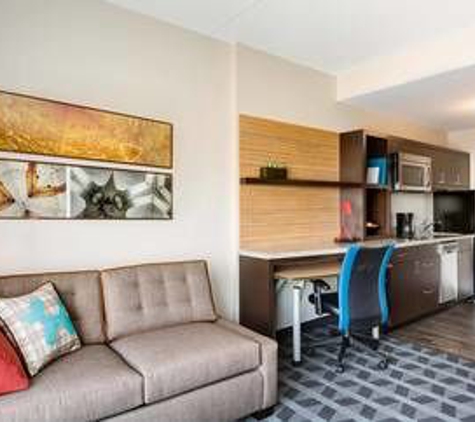 TownePlace Suites Tacoma Lakewood - Lakewood, WA